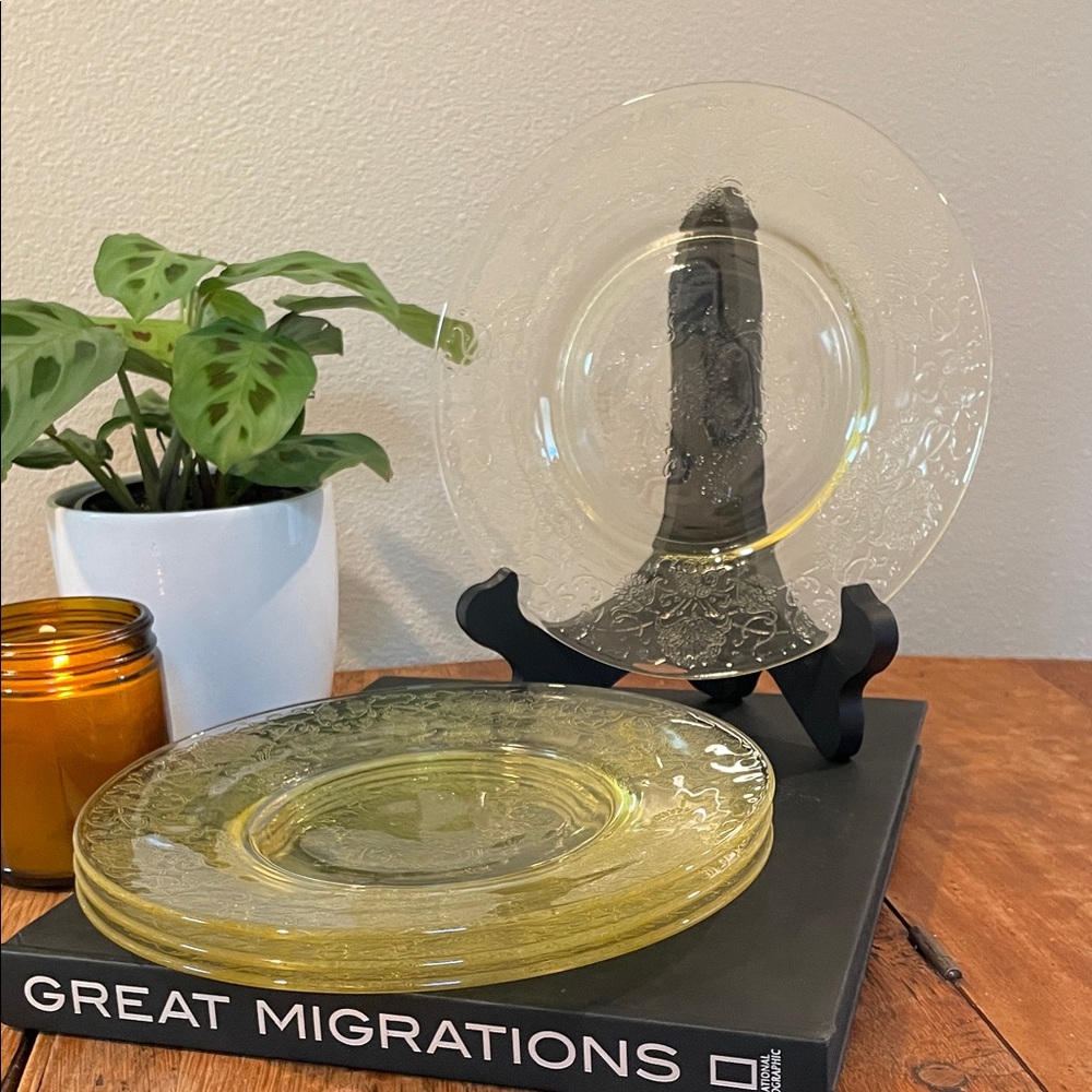 Hazel Atlas Yellow Florentine Depression Glass Salad Plates –Set of 4, 8" Poppy